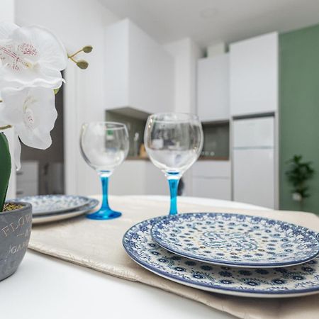 Ra Apartamentos Sevilla Alicante Luaran gambar
