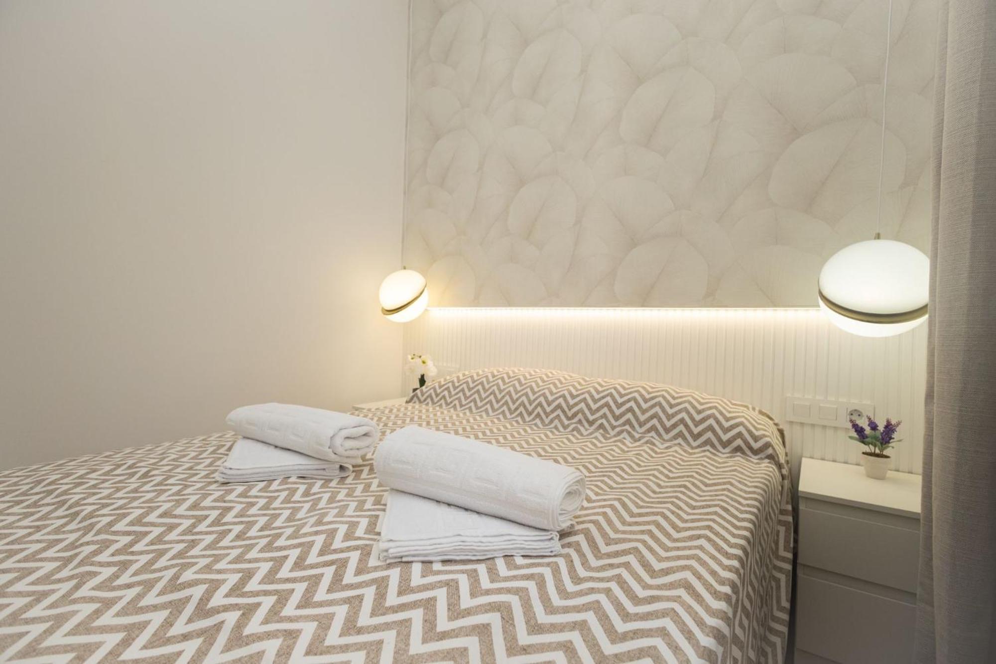 Ra Apartamentos Sevilla Alicante Luaran gambar
