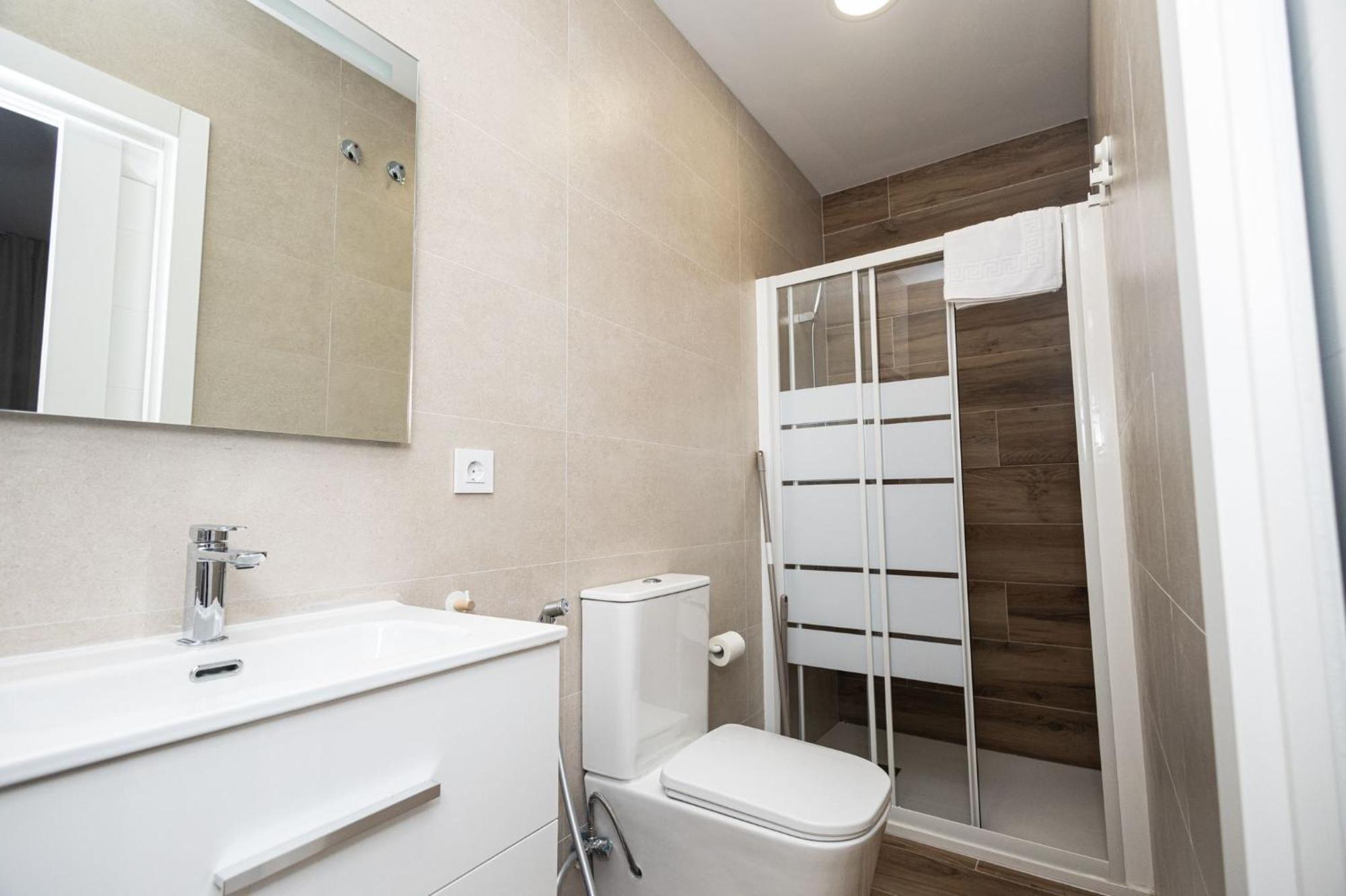 Ra Apartamentos Sevilla Alicante Luaran gambar