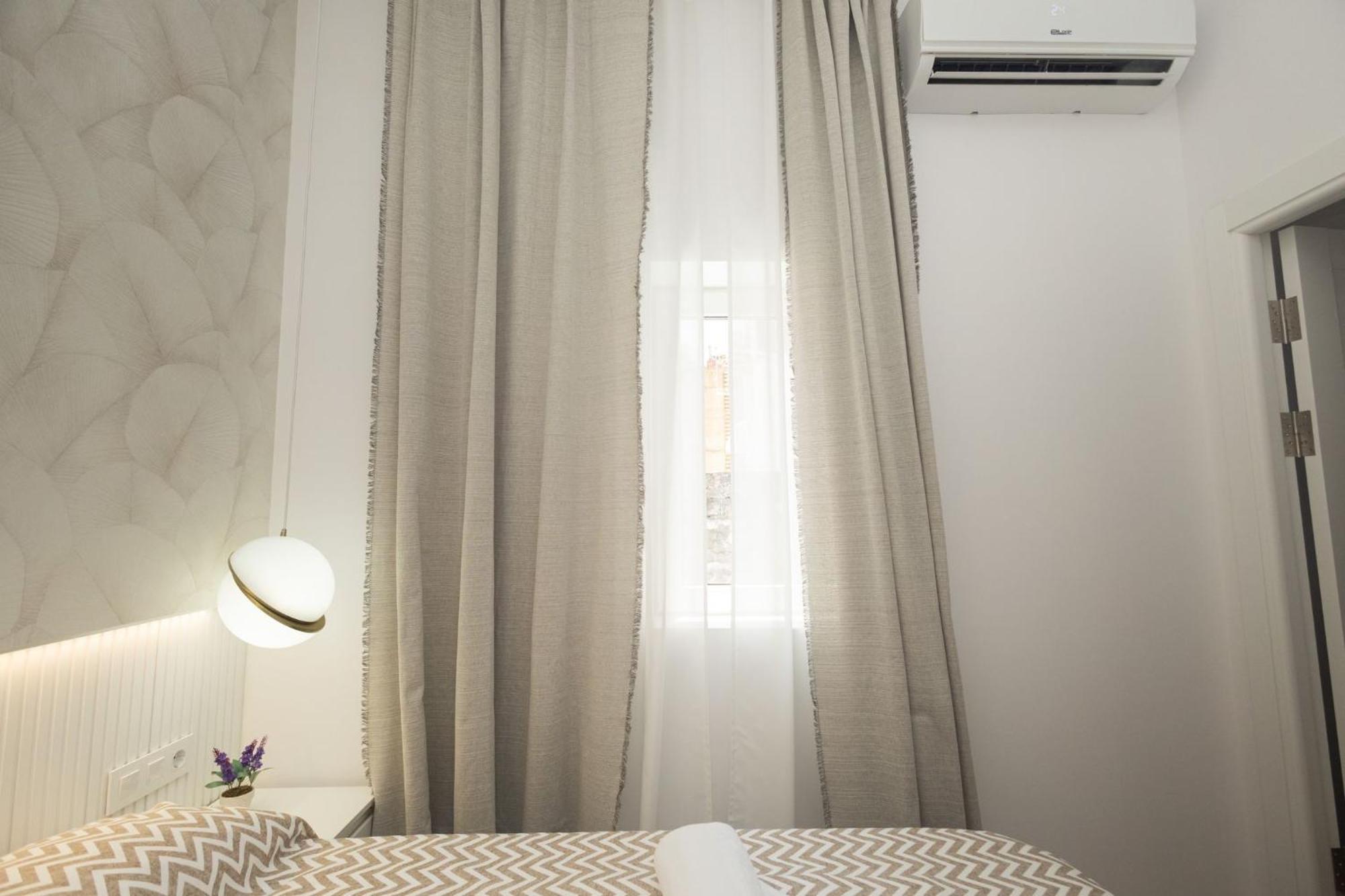 Ra Apartamentos Sevilla Alicante Luaran gambar